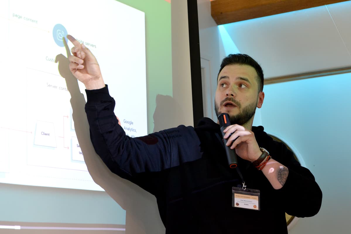 Dan talking about implementing server-side tracking using Stape in combination with Axeptio.&nbsp;