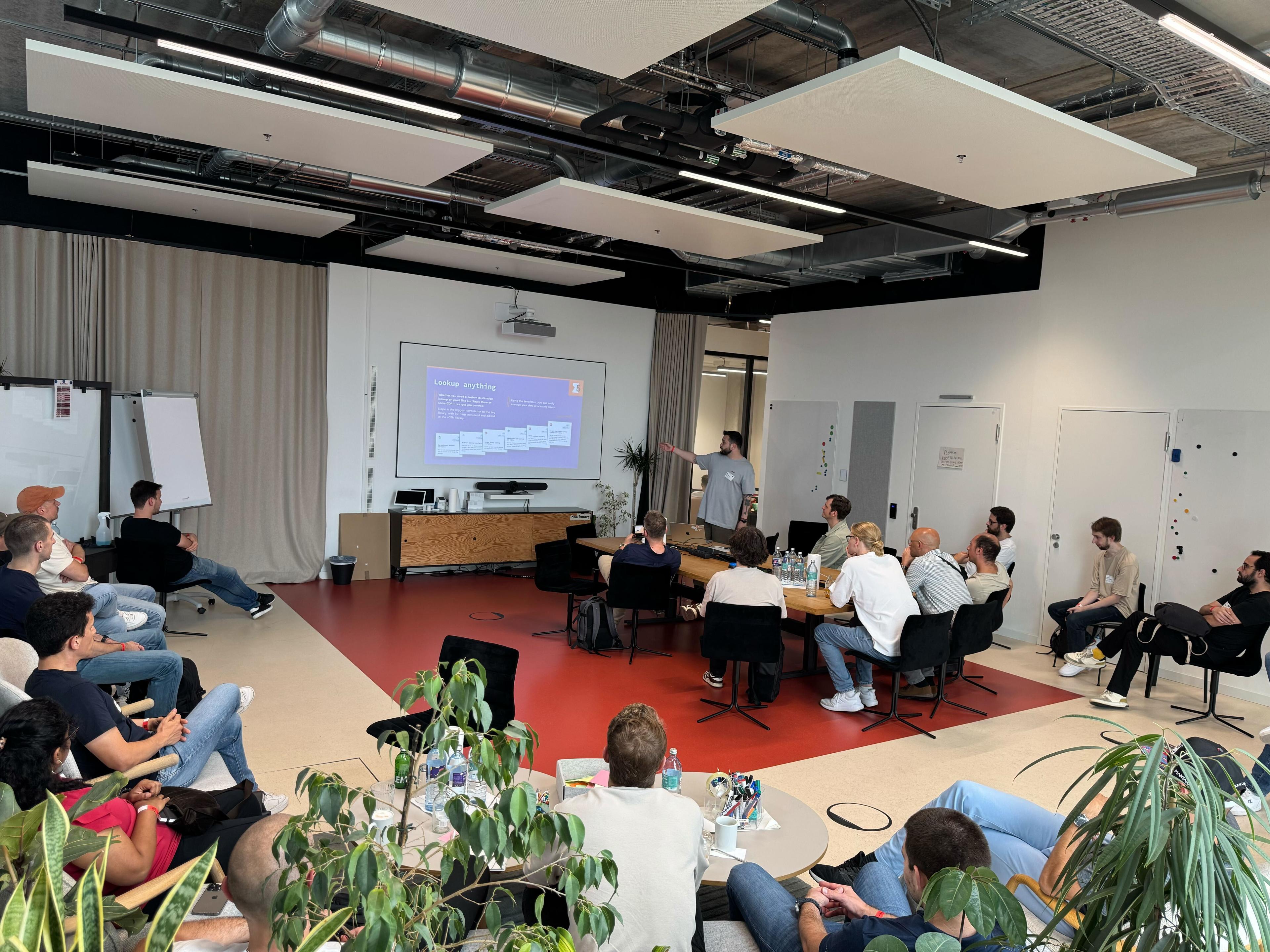 Stape presentation at MeasureCamp Berlin: Dan speaking