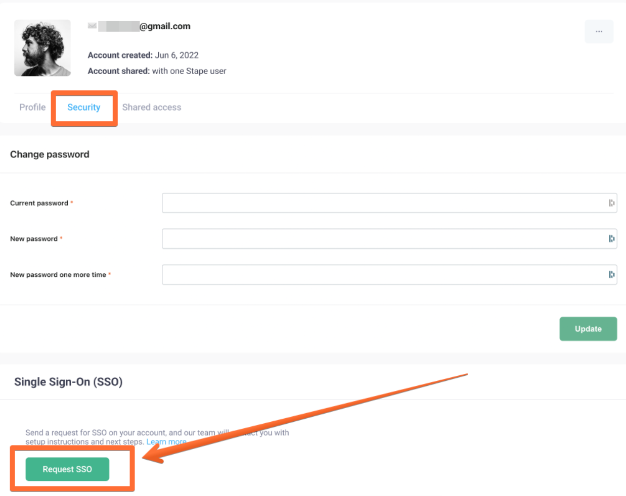 Na de installatie kan iedereen met een e-mailadres van je domein inloggen via SSO zonder aparte Stape-wachtwoorden aan te maken.